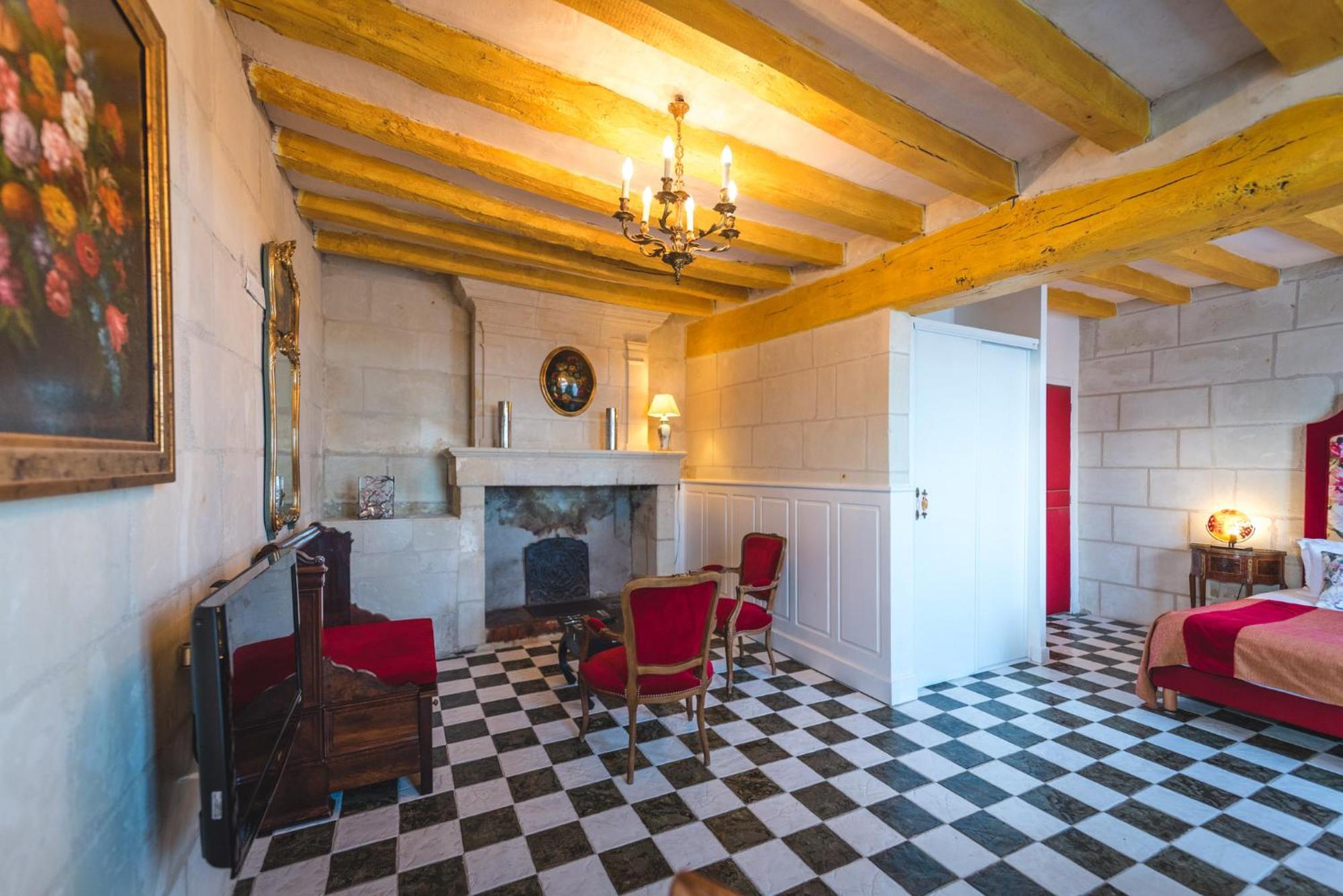 Logis Demeure De La Vignole Turquant Exterior foto